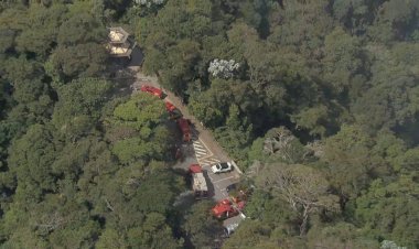 Quatro morrem em queda de helicóptero perto da Vista Chinesa, na Zona Sul do Rio
