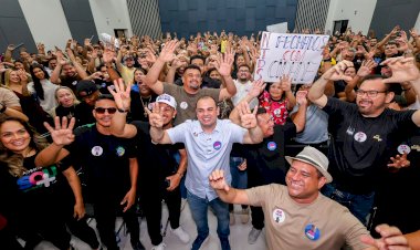 Roberto Cidade dialoga com artistas e produtores culturais sobre propostas para o setor