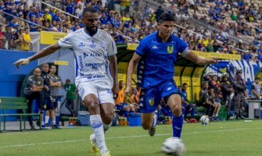 Nacional-AM vence o CSA e abre vantagem no playoff do acesso da Série D