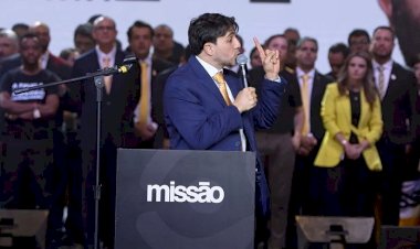 Toffoli suspende participação de Renan Santos em debates, propaganda na TV e veta verbas do fundo eleitoral