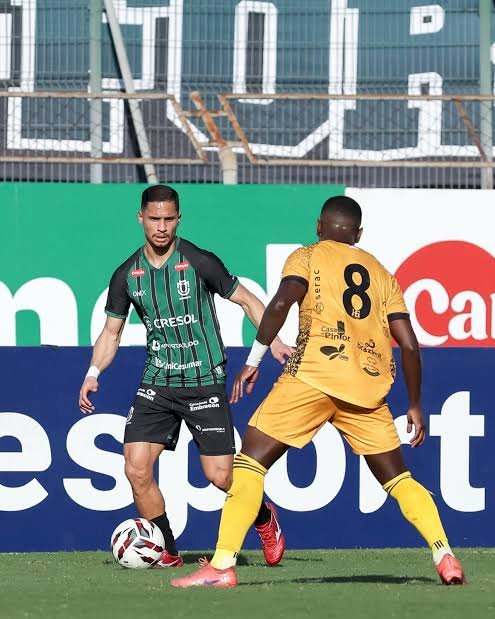 Pela série C do Campeonato Brasileiro. Amazonas vence o Maringá no Paraná e se aproxima do G8