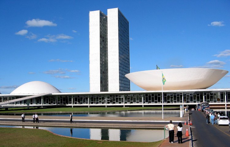 Grupo planejava explodir o Palácio do Planalto e mirava o debate do 2º turno