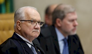 Fachin busca consenso para mudar relatorias de Banco Master e INSS