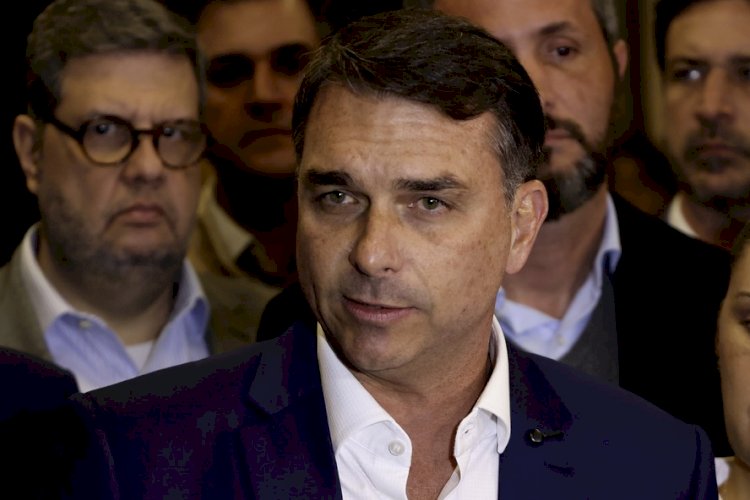 TSE aceita ação contra Flávio Bolsonaro por suposto abuso de poder econômico em Barretos