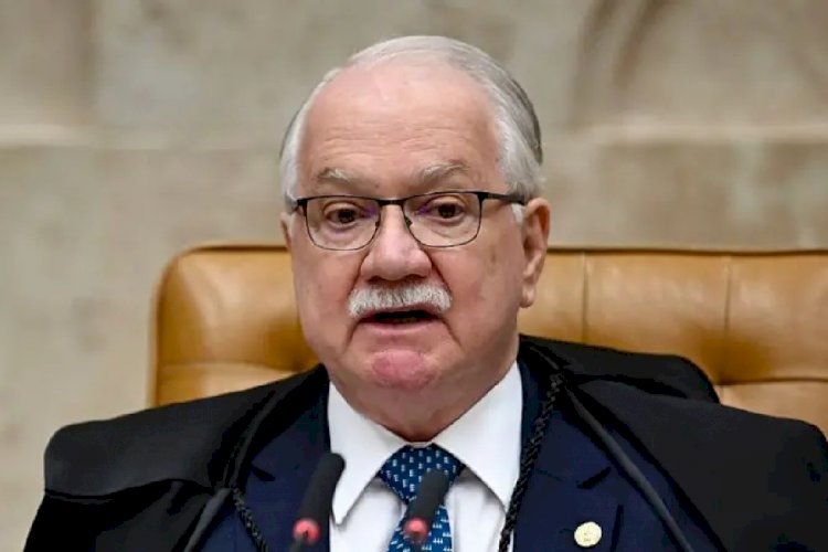 Fachin solicita retirada de sigilo das investigações do caso Master no STF