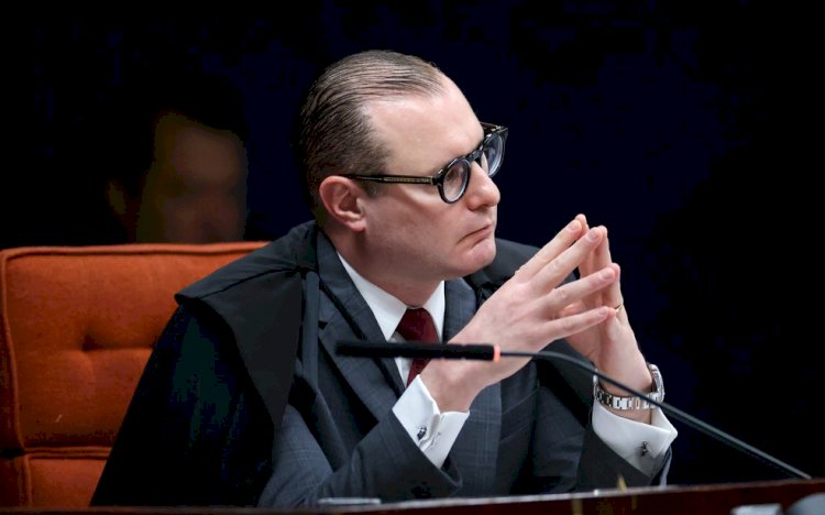 Zanin recebe acesso integral a conteúdo apreendido pela PF no celular de Daniel Vorcaro