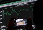 Ibovespa bate recorde e fecha semana com alta de 8%; dólar cai a R$ 4,98