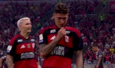 Pela 30ª rodada do Brasileiro Série A. Flamengo vence o Fluminense em mais um jogo com arbitragem polemica e mantém a liderança do Brasileirão