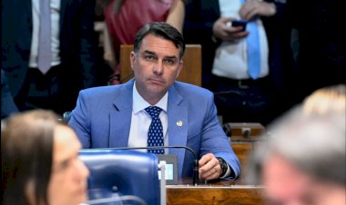 TSE manda Flávio e aliados removerem vídeo fake que critica ato pró-Lula