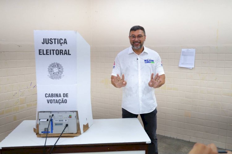 Wilson Lima vota em Manaus e diz confiar no reconhecimento do povo do Amazonas
