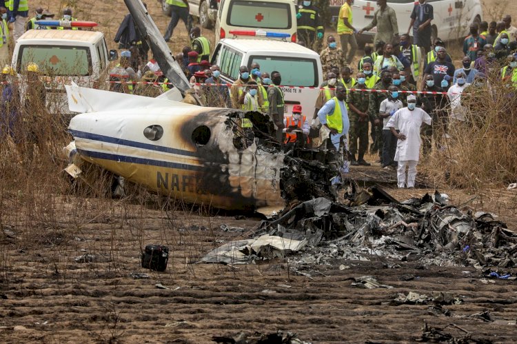 Avião ATR 42 militar cai na Nigéria com 32 pessoas a bordo